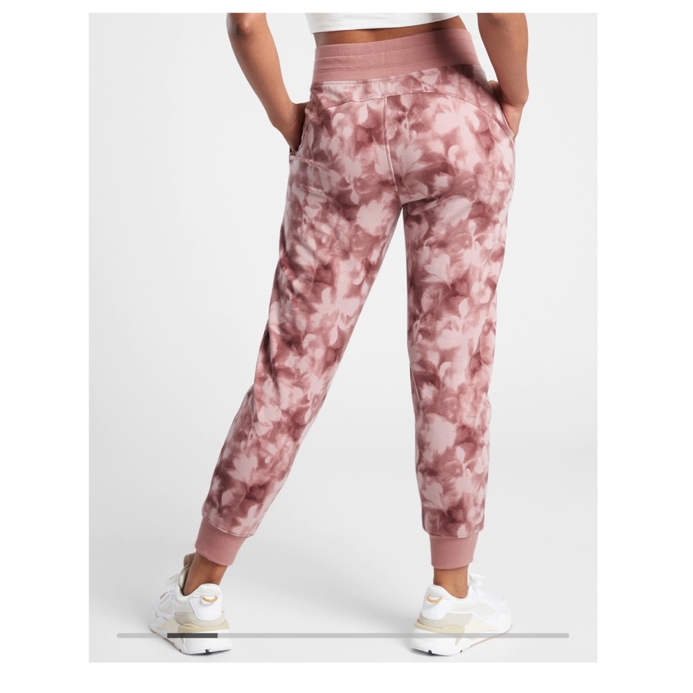 Athleta Balance Printed Jogger - Picture 3 of 10